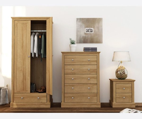 LPD - Devon Oak 5 Drawer Chest Return high quality materials minor graded
